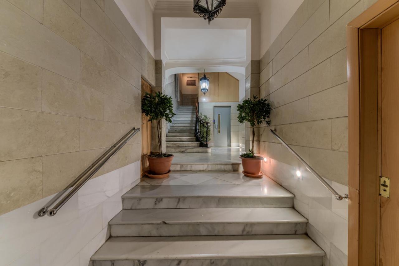 Holidays2Malaga Old Town Apartment Exterior photo